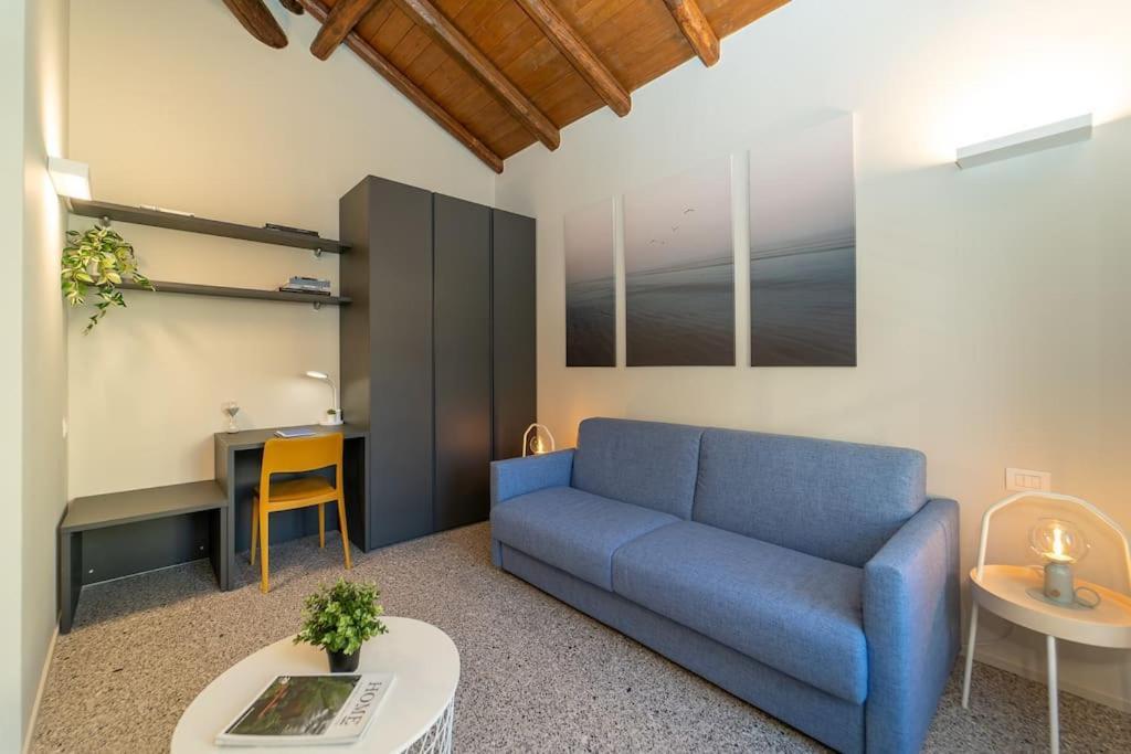 Moderno Appartamento A 200 Metri Dal Duomo Como Exteriör bild